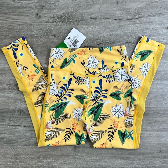 NWT ZYIA Reflective Light Tight Floral Leggings 7/8 Ankle Mesh High Rise 2 - Picture 3 of 6